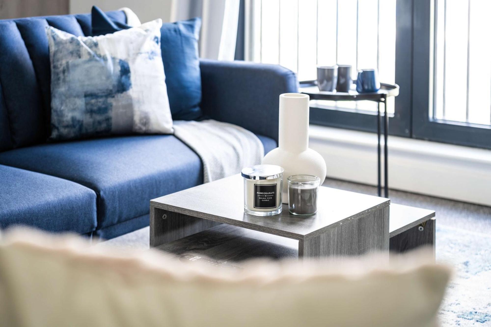 סלאו Livestay-New Private Apartment Building Minutes From Heathrow מראה חיצוני תמונה